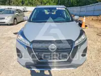 2021 Nissan KICKS фото