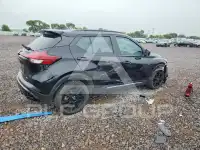 2021 Nissan KICKS photo