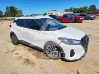 2021 Nissan KICKS photo