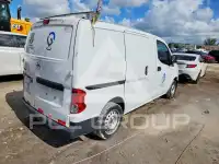 2021 Nissan NV фото