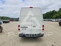 2021 Nissan NV фото