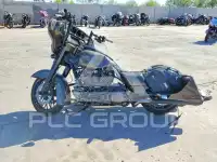 2021 Harley-Davidson FLSE фото