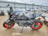 2021 Ducati Monster фото