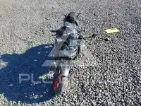 2021 Kawasaki ZR900 photo