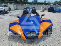 2021 Polaris Slingshot фото