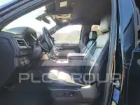 2021 Chevrolet Suburan фото