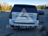 2021 Chevrolet Suburan photo
