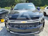 2021 Chevrolet Suburan photo