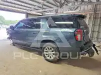 2021 Chevrolet Suburan photo
