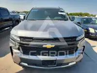 2021 Chevrolet Suburan photo