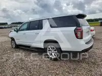 2021 Chevrolet Suburan photo