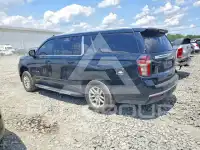 2021 Chevrolet Suburan photo