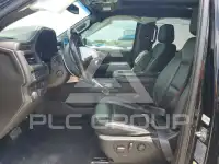 2021 Chevrolet Suburan photo