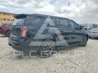 2021 Chevrolet Suburan photo