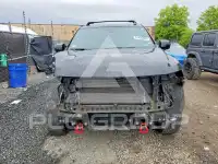 2021 Chevrolet Suburan photo