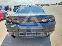 2021 Chevrolet Camaro photo