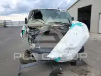 2021 Chevrolet Express фото