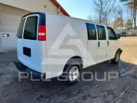 2021 Chevrolet Express фото