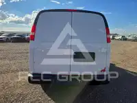 2021 Chevrolet Express фото