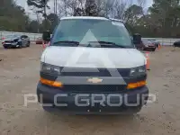 2021 Chevrolet Express фото