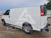 2021 Chevrolet Express фото