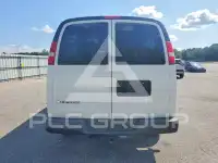 2021 Chevrolet Express фото