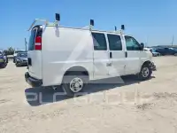 2021 Chevrolet Express фото