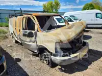 2021 Chevrolet Express фото