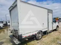 2021 Chevrolet Express фото