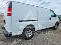 2021 Chevrolet Express фото