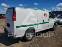 2021 Chevrolet Express photo