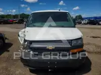 2021 Chevrolet Express photo