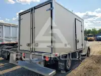 2021 Chevrolet Express фото