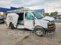 2021 Chevrolet Express фото