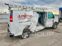 2021 Chevrolet Express фото