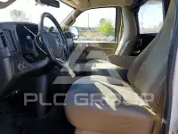 2021 Chevrolet Express фото