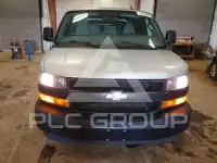 2021 Chevrolet Express фото