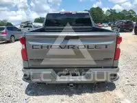 2021 Chevrolet Silverado photo