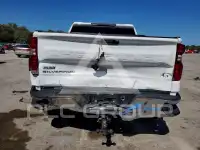 2021 Chevrolet Silverado photo