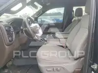 2021 Chevrolet Silverado photo