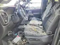 2021 Chevrolet Silverado photo