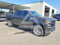 2021 Chevrolet Silverado photo