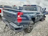 2021 Chevrolet Silverado photo