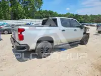 2021 Chevrolet Silverado photo