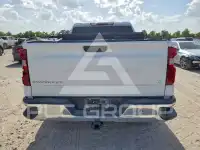 2021 Chevrolet Silverado photo