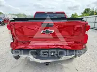 2021 Chevrolet Silverado photo