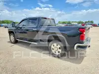 2021 Chevrolet Silverado photo