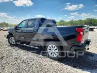 2021 Chevrolet Silverado photo