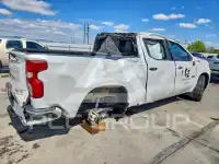 2021 Chevrolet Silverado photo
