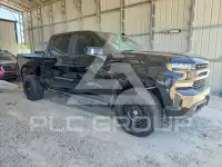 2021 Chevrolet Silverado photo